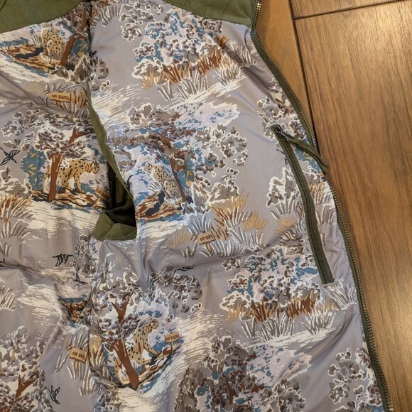 Patagonia Olive Green Puffer Vest - Picture 3 of 4